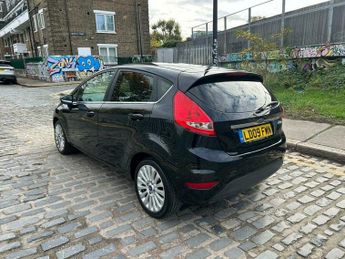 Ford Fiesta TITANIUM