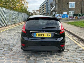 Ford Fiesta TITANIUM