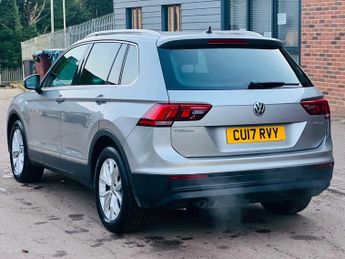 Volkswagen Tiguan 2.0 TDI BlueMotion Tech SE SUV 5dr Diesel Manual Euro 6 (s/s) (1