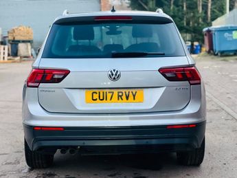 Volkswagen Tiguan 2.0 TDI BlueMotion Tech SE SUV 5dr Diesel Manual Euro 6 (s/s) (1