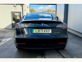 Tesla Model 3 LONG RANGE AWD