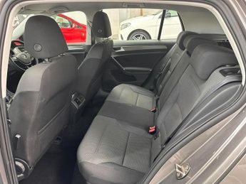 Volkswagen Golf SE TSI BLUEMOTION TECHNOLOGY DSG