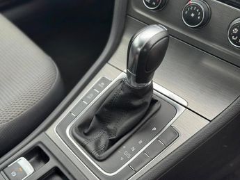 Volkswagen Golf SE TSI BLUEMOTION TECHNOLOGY DSG