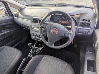 Fiat Grande Punto 1.4 Active Hatchback 3dr Petrol Manual Euro 4 (77 bhp)