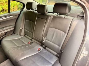 BMW 5 SERIES 2.0 520d SE Auto Euro 6 (s/s) 4dr