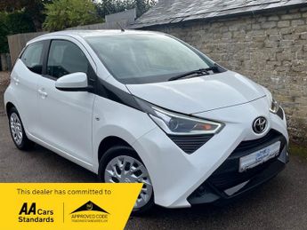 Toyota AYGO VVT-I X-PLAY