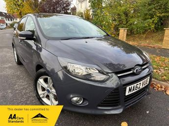 Ford Focus 1.6 ZETEC POWERSHIFT HPI CLEAR+NEW MOT/SERVICE