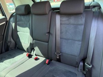 Volkswagen Tiguan 2.0 TDI BlueMotion Tech Match SUV 5dr Diesel DSG 4WD Euro 6 (s/s