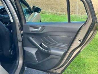 Ford Focus 1.0T EcoBoost Titanium Auto Euro 6 (s/s) 5dr