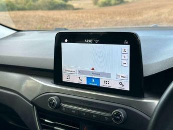 Ford Focus 1.0T EcoBoost Titanium Auto Euro 6 (s/s) 5dr