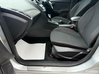 Ford Focus 1.0T EcoBoost ST-Line Hatchback 5dr Petrol Auto Euro 6 (s/s) (12