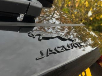 Jaguar F-Pace 2.0 P400e 19.3kWh R-Dynamic S Auto AWD Euro 6 (s/s) 5dr