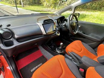 Honda Fit 1.5 Hybrid IMA RS 6 Speed Manual Euro 5