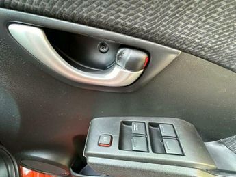 Honda Fit 1.5 Hybrid IMA RS 6 Speed Manual Euro 5