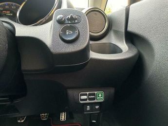 Honda Fit 1.5 Hybrid IMA RS 6 Speed Manual Euro 5