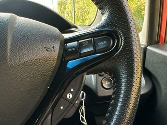 Honda Fit 1.5 Hybrid IMA RS 6 Speed Manual Euro 5