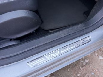 Vauxhall Astra SE