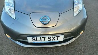 Nissan Leaf 30kWh Tekna Auto 5dr