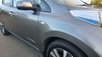Nissan Leaf 30kWh Tekna Auto 5dr