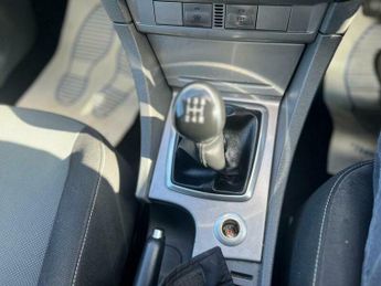 Ford Focus 1.6 Zetec 5dr