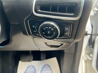 Ford Focus 1.6 Titanium Powershift Euro 5 5dr