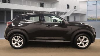 Nissan Juke 1.0 DIG-T N-Connecta SUV 5dr Petrol DCT Auto Euro 6 (s/s) (117 p