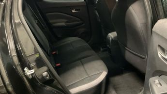 Nissan Juke 1.0 DIG-T N-Connecta SUV 5dr Petrol DCT Auto Euro 6 (s/s) (117 p