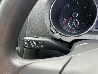 Volkswagen Golf 1.6 TDI SE DSG Euro 5 5dr