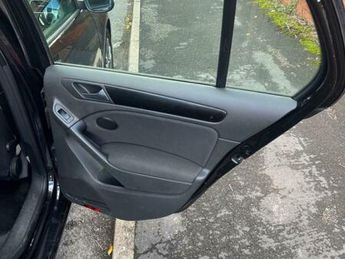 Volkswagen Golf 1.6 TDI SE DSG Euro 5 5dr