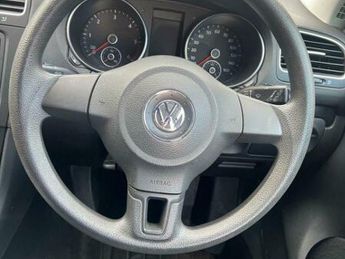 Volkswagen Golf 1.6 TDI SE DSG Euro 5 5dr