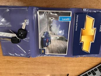 Chevrolet Lacetti 1.6 SX Hatchback 5dr Petrol Manual (178 g/km, 108 bhp)