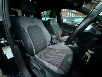 Volkswagen Golf 2.0 TDI BlueMotion Tech R-Line DSG Euro 6 (s/s) 5dr