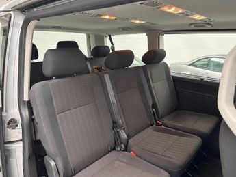 Volkswagen Transporter T30 TDI SHUTTLE SE BMT