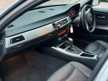 BMW 3 SERIES 2.0 320d SE Touring Steptronic Euro 5 5dr