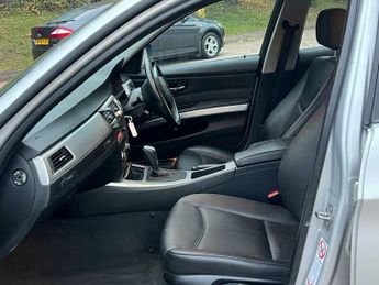 BMW 3 SERIES 2.0 320d SE Touring Steptronic Euro 5 5dr