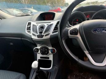 Ford Fiesta 1.4 Zetec 5dr