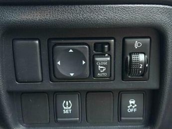 Nissan Juke 1.6 N-Connecta SUV 5dr Petrol XTRON Euro 6 (117 ps)