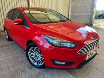 Ford Focus 1.0T EcoBoost Zetec Edition Euro 6 (s/s) 5dr
