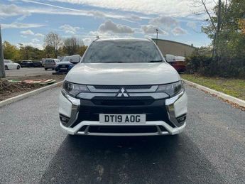 Mitsubishi Outlander 2.4h TwinMotor 13.8kWh 4h CVT 4WD Euro 6 (s/s) 5dr