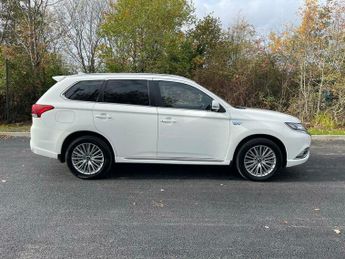 Mitsubishi Outlander 2.4h TwinMotor 13.8kWh 4h CVT 4WD Euro 6 (s/s) 5dr