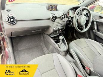 Audi A1 1.4 TFSI S line Hatchback 3dr Petrol S Tronic Euro 5 (185 ps)