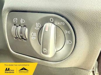 Audi A1 1.4 TFSI S line Hatchback 3dr Petrol S Tronic Euro 5 (185 ps)