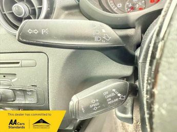 Audi A1 1.4 TFSI S line Hatchback 3dr Petrol S Tronic Euro 5 (185 ps)