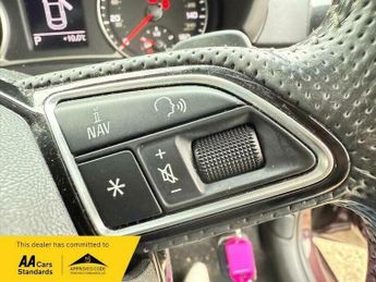 Audi A1 1.4 TFSI S line Hatchback 3dr Petrol S Tronic Euro 5 (185 ps)