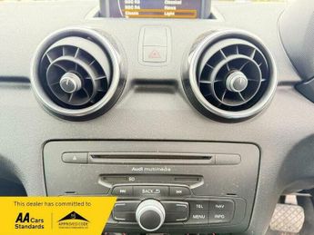 Audi A1 1.4 TFSI S line Hatchback 3dr Petrol S Tronic Euro 5 (185 ps)