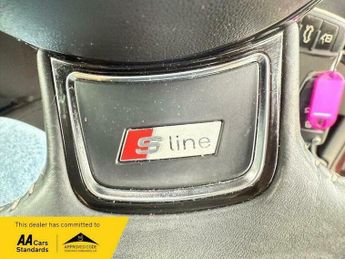 Audi A1 1.4 TFSI S line Hatchback 3dr Petrol S Tronic Euro 5 (185 ps)