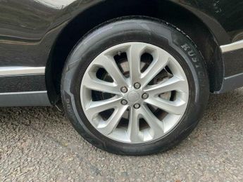 Land Rover Range Rover 3.0 TD V6 Vogue Auto 4WD Euro 5 (s/s) 5dr