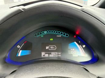 Nissan Leaf 30kWh Acenta Auto 5dr