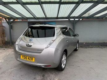 Nissan Leaf 30kWh Acenta Auto 5dr