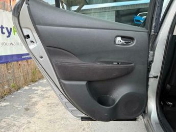 Nissan Leaf 30kWh Acenta Auto 5dr
